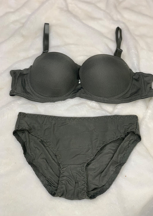 Secret Blush Elegant Lining Padded Bra set