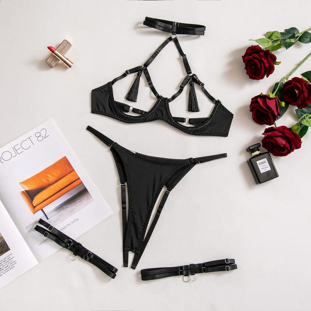 Dark Temptation Harness Set