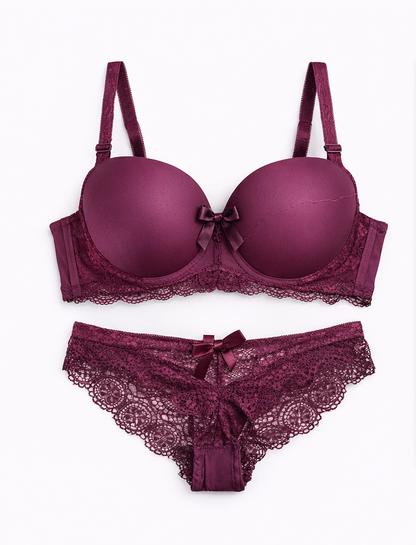 Contour Lace Bra & Cheeky Panty Set
